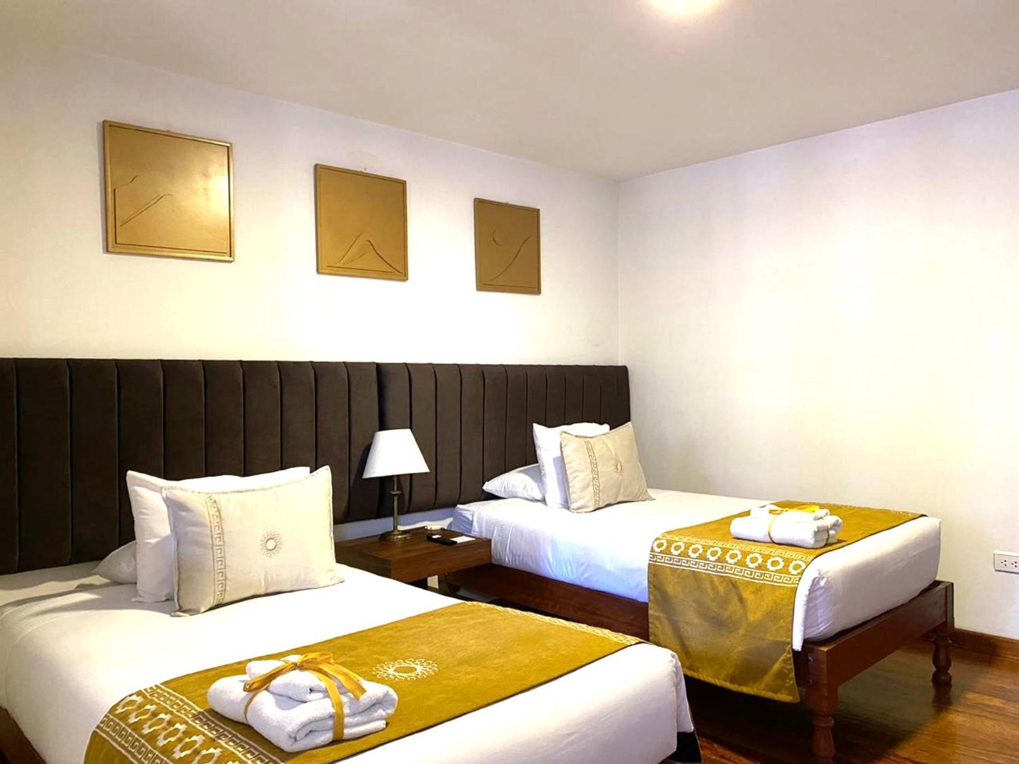 Katari At Plaza De Armas Cusco Hotel Exterior photo
